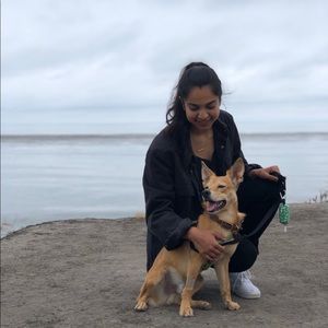 Meet your Posher, Maya